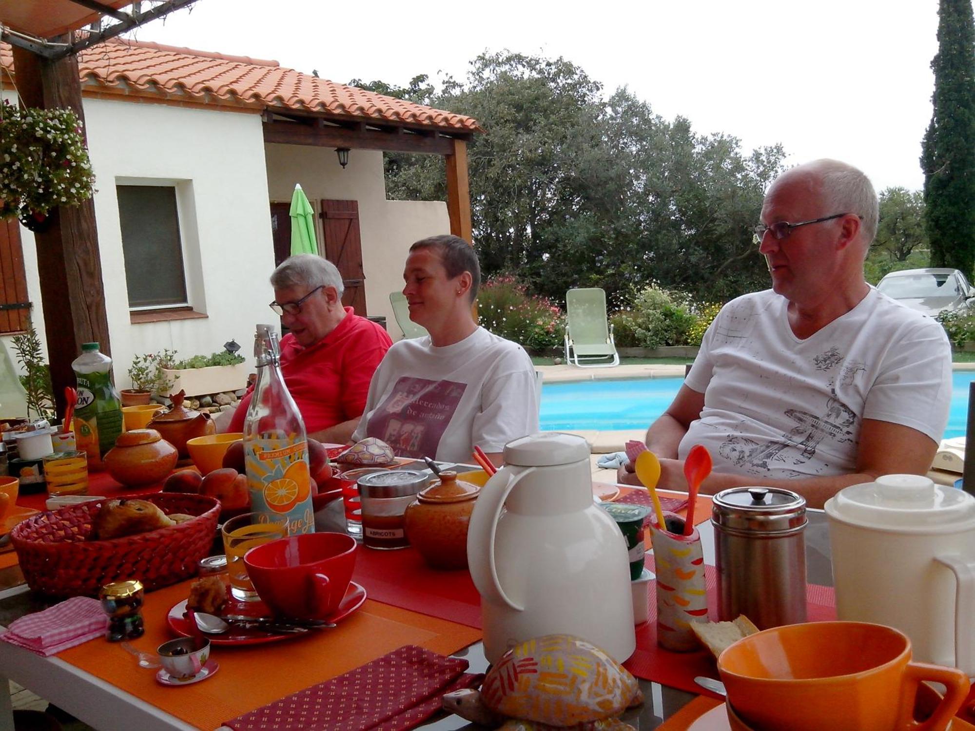 Mas Soleil Et Vignes Bed and Breakfast Saint-Hippolyte  Εξωτερικό φωτογραφία